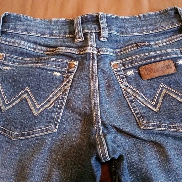 Wrangler Boot Cut Jeans - Picture 3 of 5